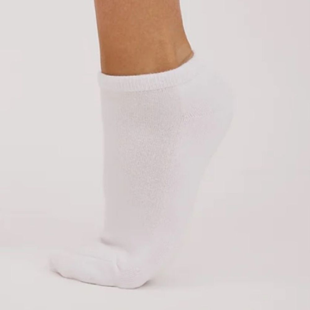 Organic Basics XL White Organic Cotton Blend Ankle Socks 2 Pack